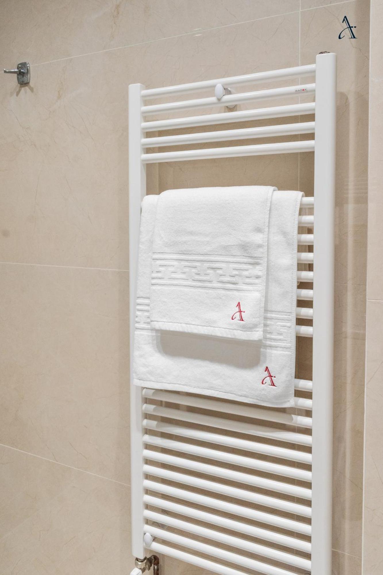 Rentforcomfort Penthouse Romana Bukarest Kültér fotó